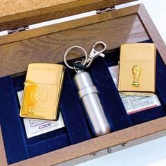 Set Zippo 2002 FIFA World Cup Korea Japan – Bản Giới Hạn Limited Edition – Kèm Bình Đựng Xăng Mini C120
