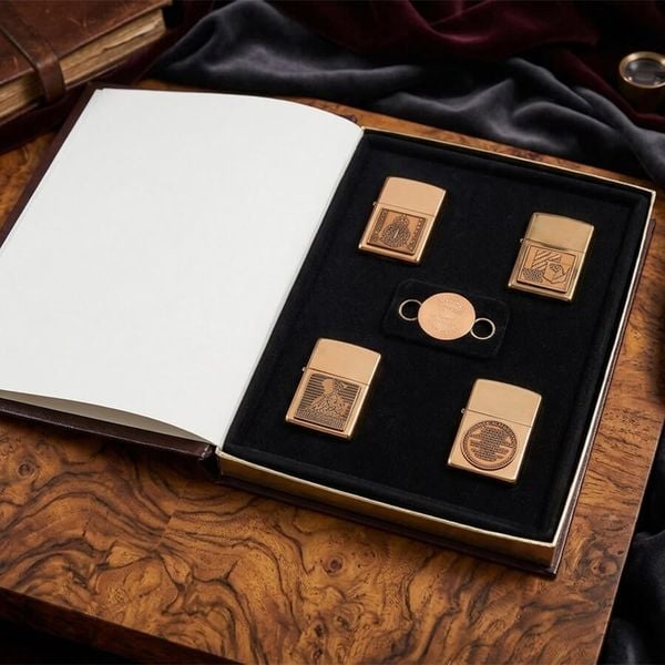 Set Bật Lửa Zippo 1995 Limited Edition Vol.1 World War II - Bản Kỷ Niệm 50 Năm Kết Thúc Thế Chiến II (Full Box)