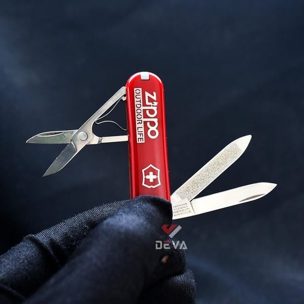 SET Zippo 1996 Victorinox kèm bộ dụng cụ đa năng C116