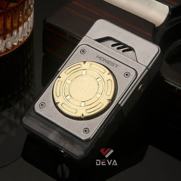 Bật lửa xăng chính hãng Honest đánh lửa điện kèm con quay fidget spiner BCZ870