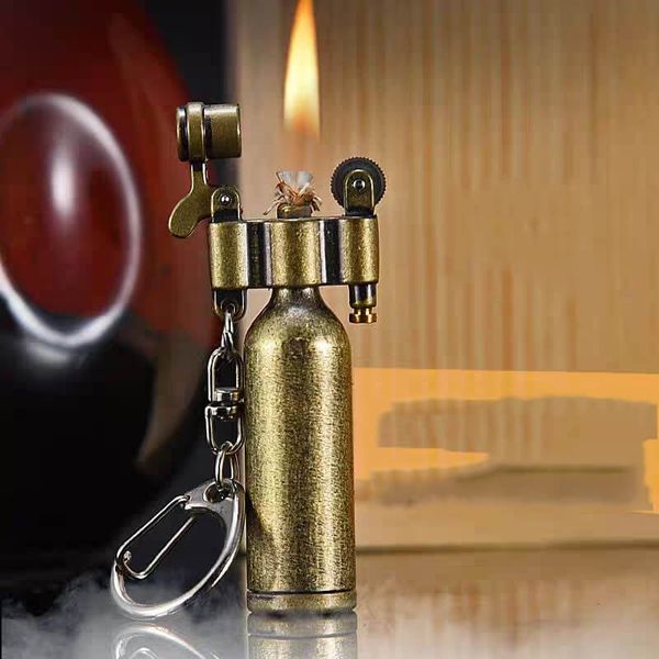 Bật lửa xăng đá chính hãng Dolphin móc khóa hình chai rượu HY-739