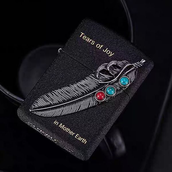 Zorro gắn emblem lông chim thổ dân ốp đá Z9667