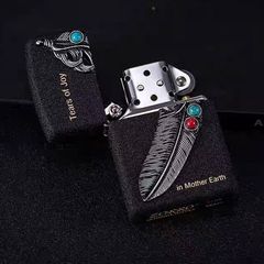 Zorro gắn emblem lông chim thổ dân ốp đá Z9667