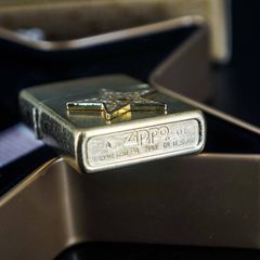 Bật Lửa Zippo COTY 2001 Hollywood’s Leading Light – Bản Giới Hạn Kỷ Niệm Điện Ảnh Hollywood