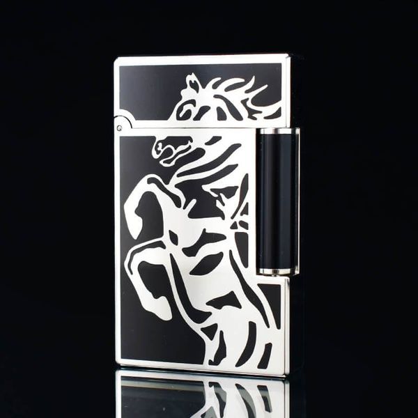 Dupont Hồng Kông Sơn Mài Họa Tiết Ngựa Phi 2026 D96