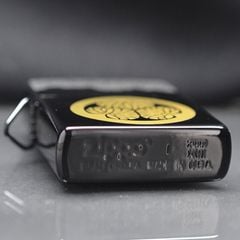 Zippo 2000 sơn mài hoa văn C126