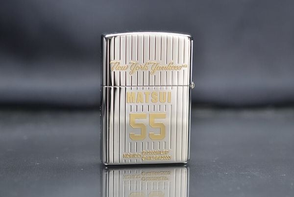 Bật Lửa Zippo 2002 New York Yankees – Bản Mạ Vàng Gold Plated Hiếm C25