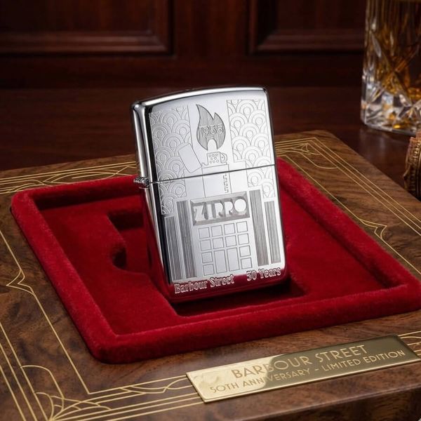 Zippo 2005 Kỷ Niệm 50 Năm Tòa Nhà Barbour Street (1955-2005) C44