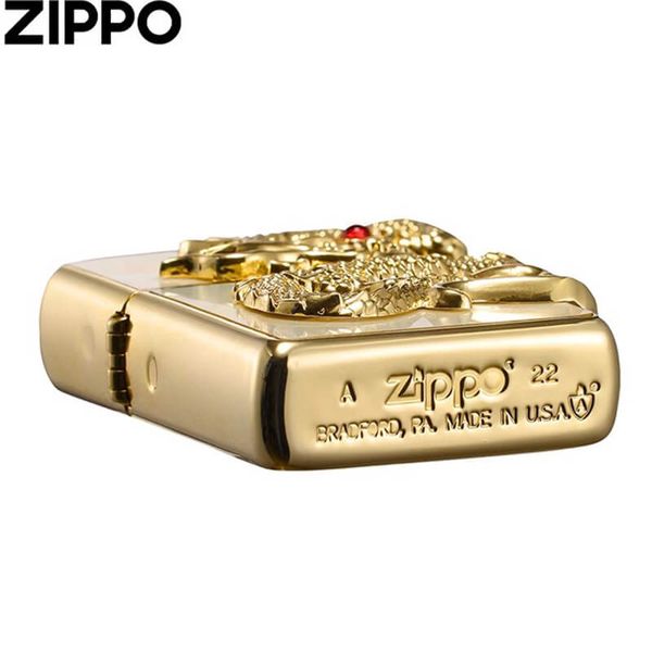 Zippo Khảm Trai Ốp Tượng Rồng Mạ Vàng Cầm Ngọc ZN300