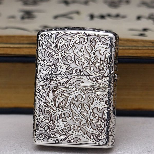 Zippo Armor Khắc Nổi Hoa Văng Trắng Cổ Điển Bản Giới Hạn ZN56