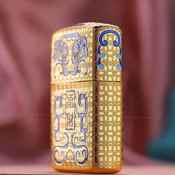 Zippo Armor khắc 5 mặt biểu tượng Thần Thú ZN302