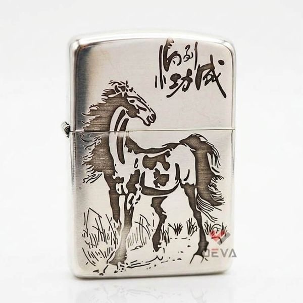 Zippo Bạc Khối Tái Bản 1941 Chủ Đề Ngựa Bản Giới Hạn BK70