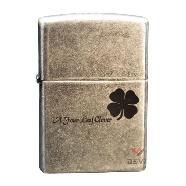 Zippo Bạc Cổ Khắc Cỏ 4 Lá ZK66