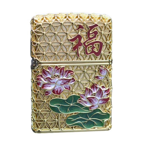 Zippo bọc lưới hoa văn bông sen ZN297