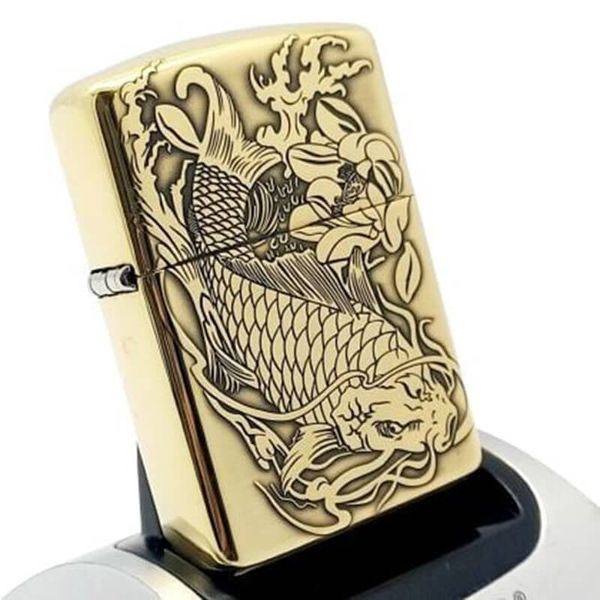 Zippo Cá Chép trong Đầm Sen ZN155