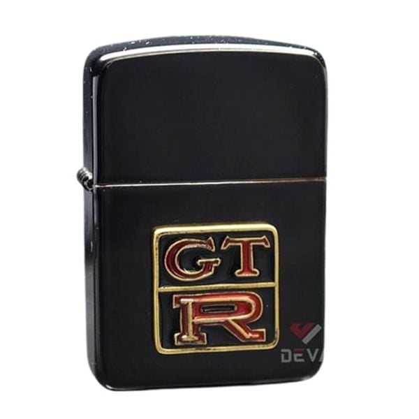 Zippo Tái Bản 1941 Đen Bóng Ốp Emblem Nissan GTR ZN352