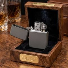 Zippo Solid Titanium 2001 – Vỏ Titanium Nguyên Khối – Đời La Mã Số 01 – Tuyệt Phẩm Sưu Tầm
