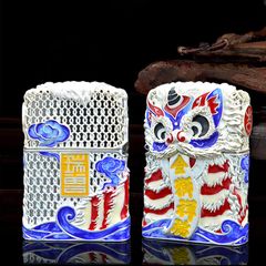 Zippo Bọc Lưới Mạ Vàng Đầu Sư Tử Nhả Chữ Tài Lộc ZN163