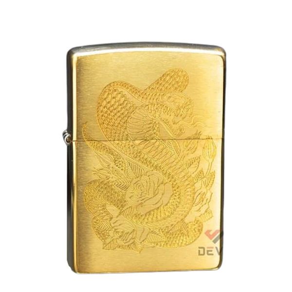 Zippo Khắc Hình Rắn Hổ Mang Chúa Z252