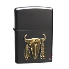 Zippo sơn đen ốp Emblem đầu trâu thổ dân ZN306
