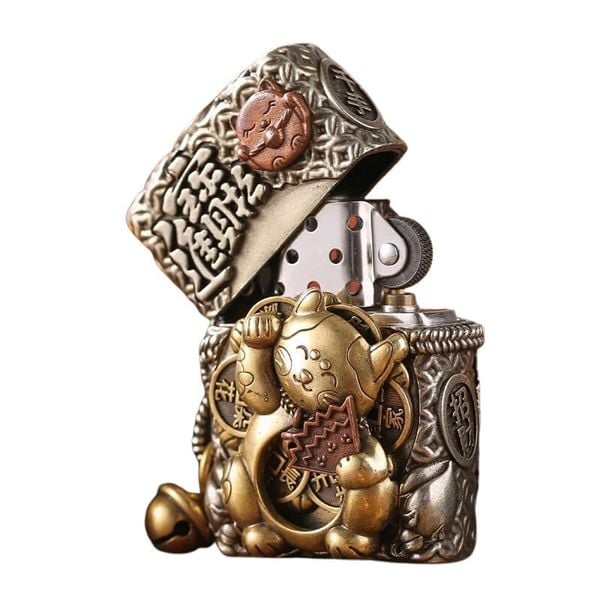 Zippo Vỏ Dày Ốp Hình Mèo Chiêu Tài và Cá Chép May Mắn ZN206