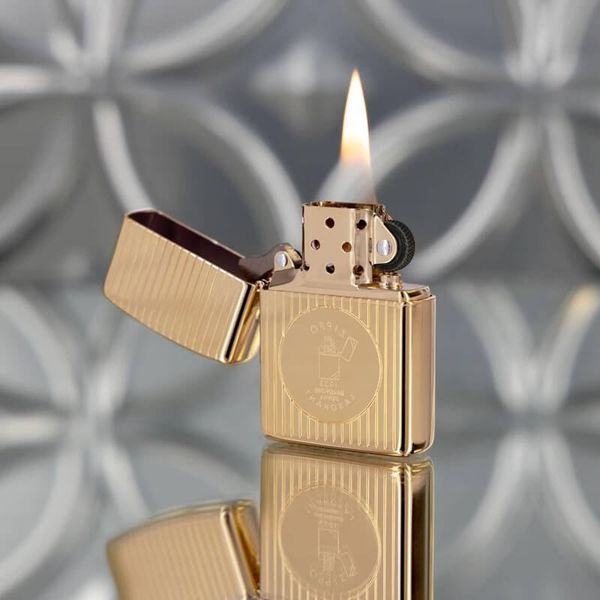 Zippo Armor Kỷ Niệm Ngày Sinh Nhà Sáng Lập Zippo Gold Plate Founder's Day Z16 Collectible