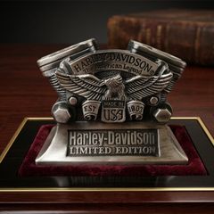 Set Zippo Harley-Davidson Limited Edition – Bản Giới Hạn Sưu Tầm – Thiết Kế Emblem Đúc Nổi Cao Cấp C83