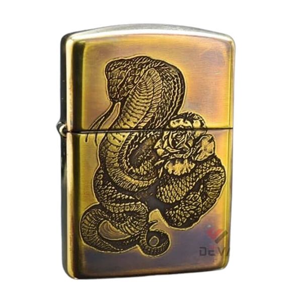 Zippo Armor Khắc Sâu Rắn Hổ Mang Chúa ZD72