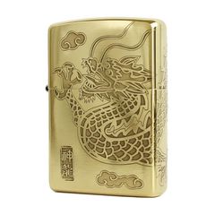 Zippo Khắc Sâu Rồng Vàng Bay Lượn ZN321