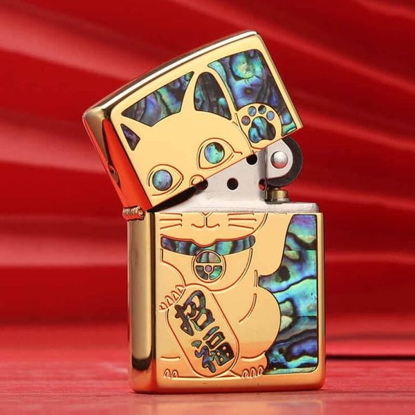 Zippo Khảm Trai Mèo Thần Tài May Mắn Maneki-Neko ZN149