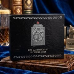Bật Lửa Zippo 1997 Kỷ Niệm 65th Năm (1932-1997) – Vỏ Antique Silver Mạ Bạc Giả Cổ – Đời XIII La Mã C133