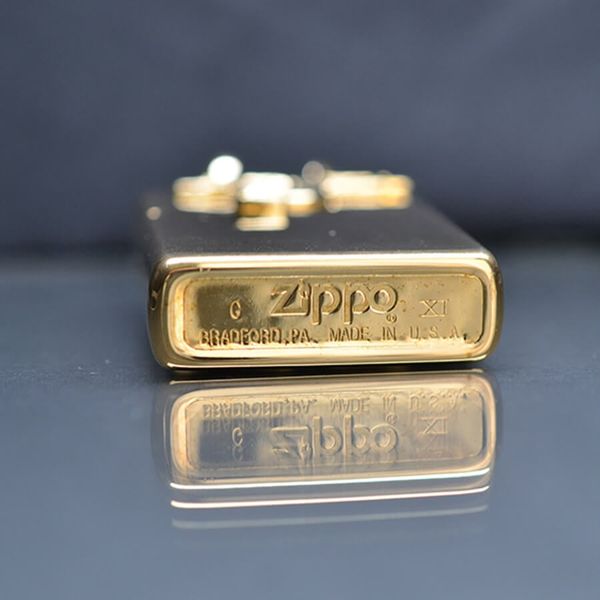 Zippo Mã Vàng 24K Emblem Yên Ngựa – Đời XI La Mã (1995) – Phong Cách Cowboy Viễn Tây C744