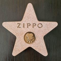 Bật Lửa Zippo COTY 2001 Hollywood’s Leading Light – Bản Giới Hạn Kỷ Niệm Điện Ảnh Hollywood