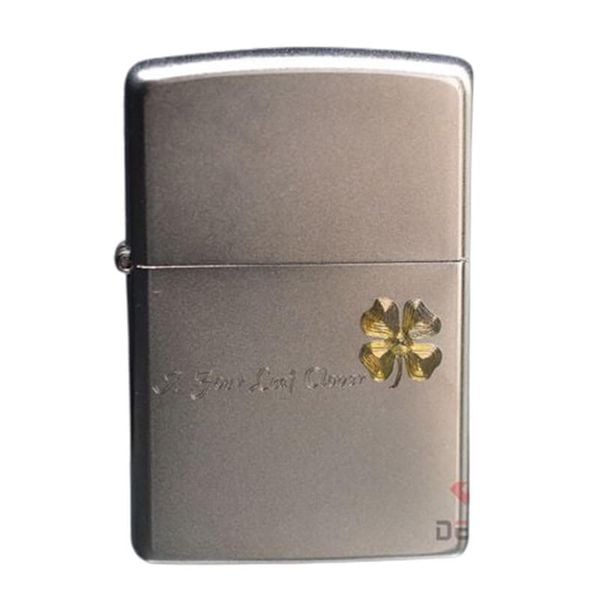 Zippo Satin Khắc Nổi Cỏ 4 Lá ZK81