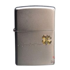 Zippo Satin Khắc Nổi Cỏ 4 Lá ZK81