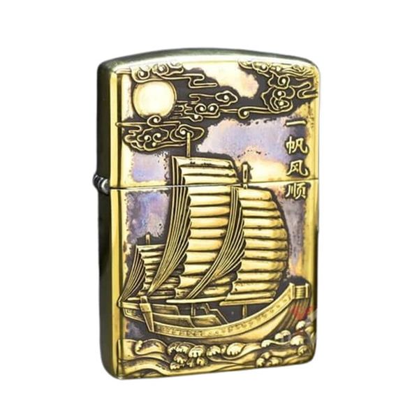 Zippo Amror Khắc Nổi Thuyền Cổ Thuận Buồm Xuôi Gió ZD09