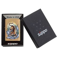 Zippo đồng xước in hình Mãnh Hổ Săn Mồi Z370