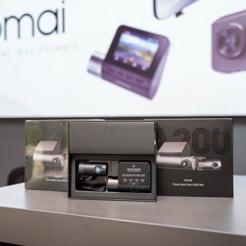 Camera hành trình 70mai A200