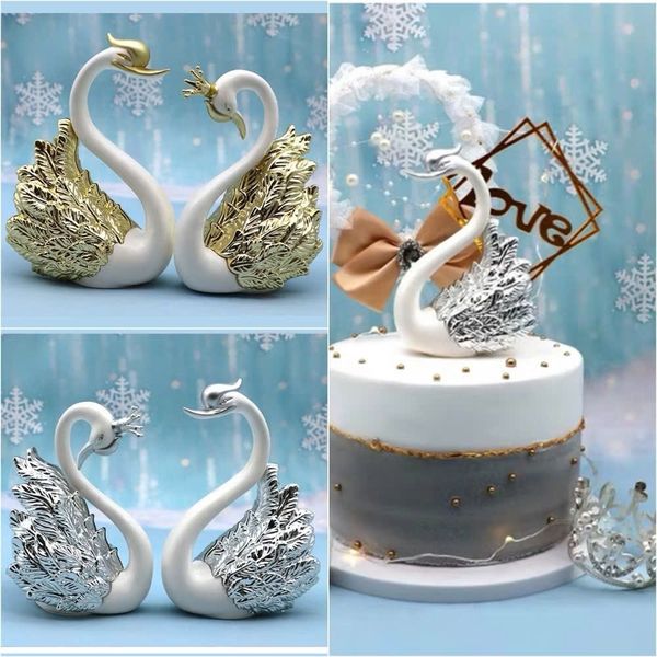 Set 2 con Thiên Nga bằng nhựa - Màu Vàng, Bạc - Decor Trang trí bánh sinh nhật, tráp cưới hỏi