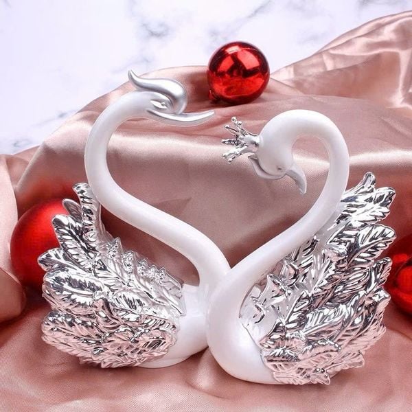Set 2 con Thiên Nga bằng nhựa - Màu Vàng, Bạc - Decor Trang trí bánh sinh nhật, tráp cưới hỏi