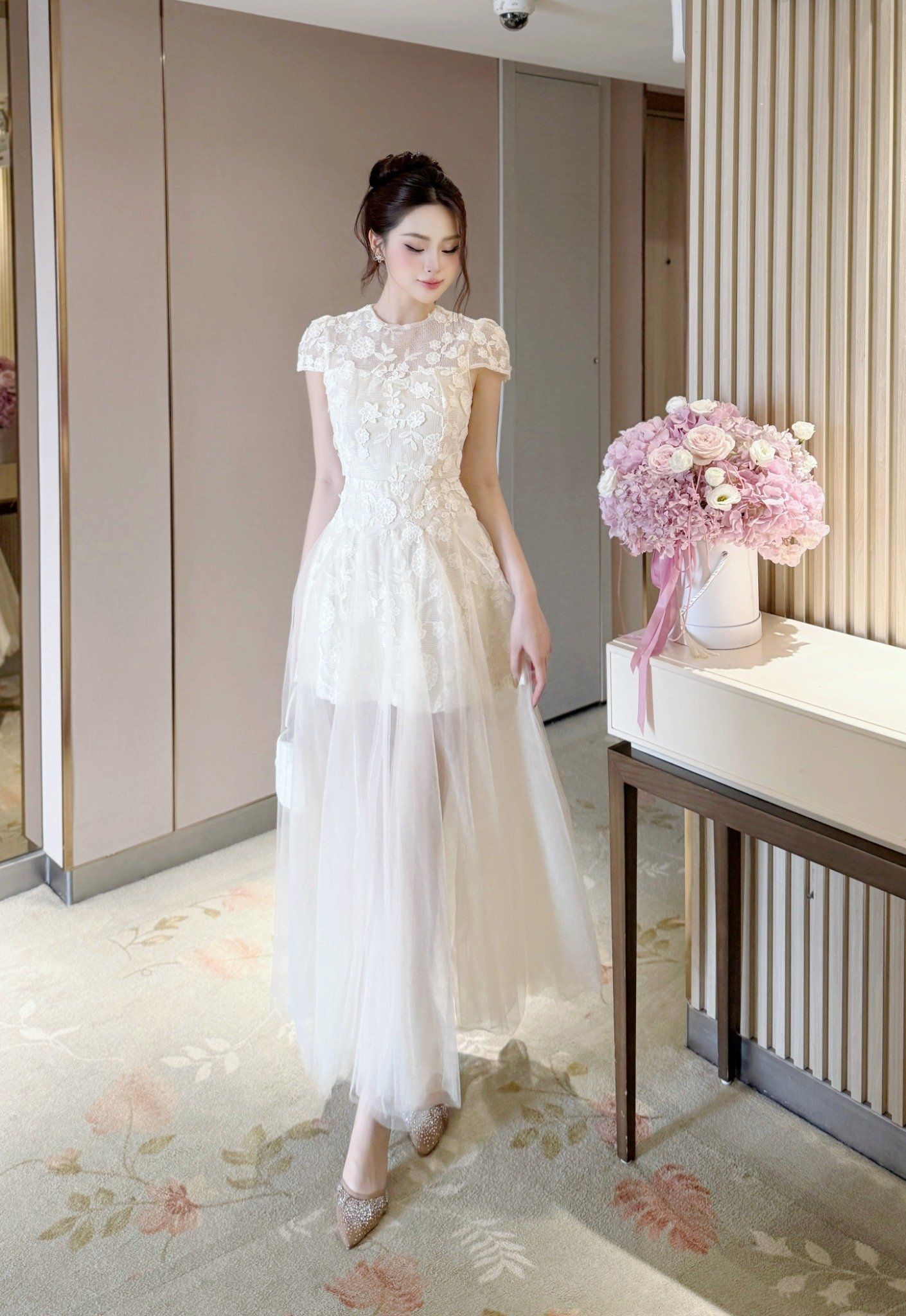  Váy Chất Ren Hoa Nổi Cao Cấp Phối Lưới V1417 