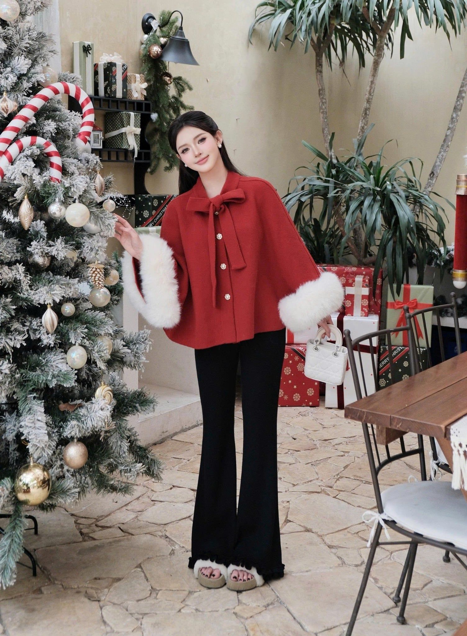  Áo Choàng Dạ Ép Cao Cấp + Cổ Tay Lông Tháo Rời T312 