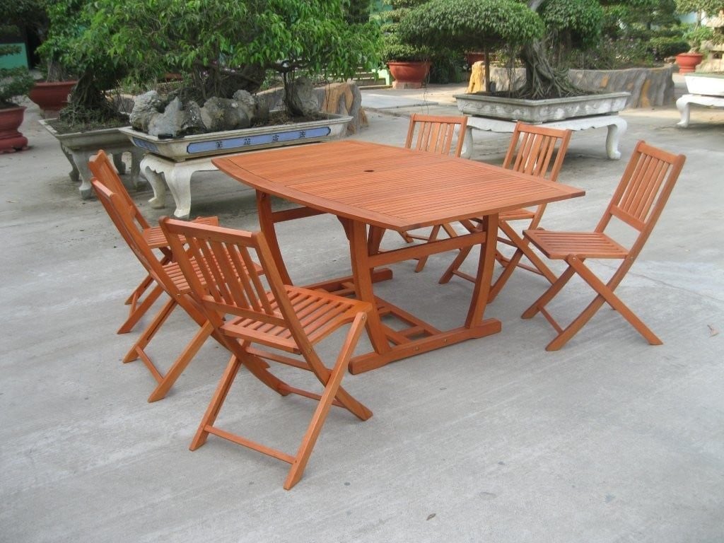  PATIO FURNITURE 