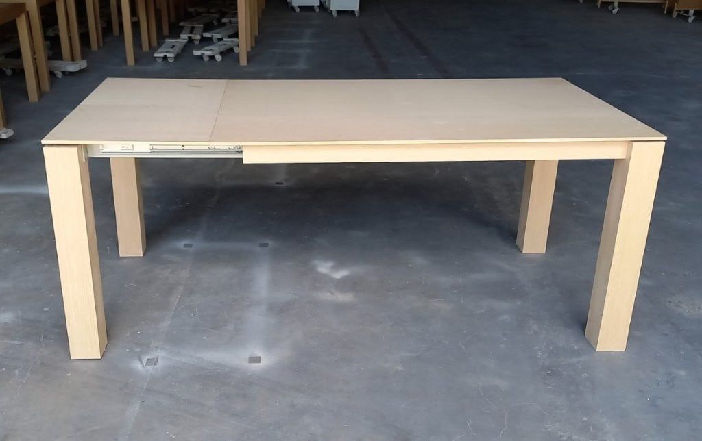  WHITE LABEL FURNITURE 