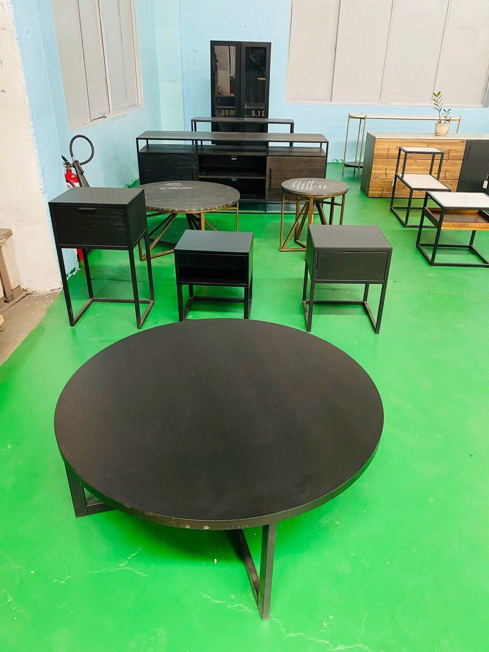  RESIDENCE FURNITURE 