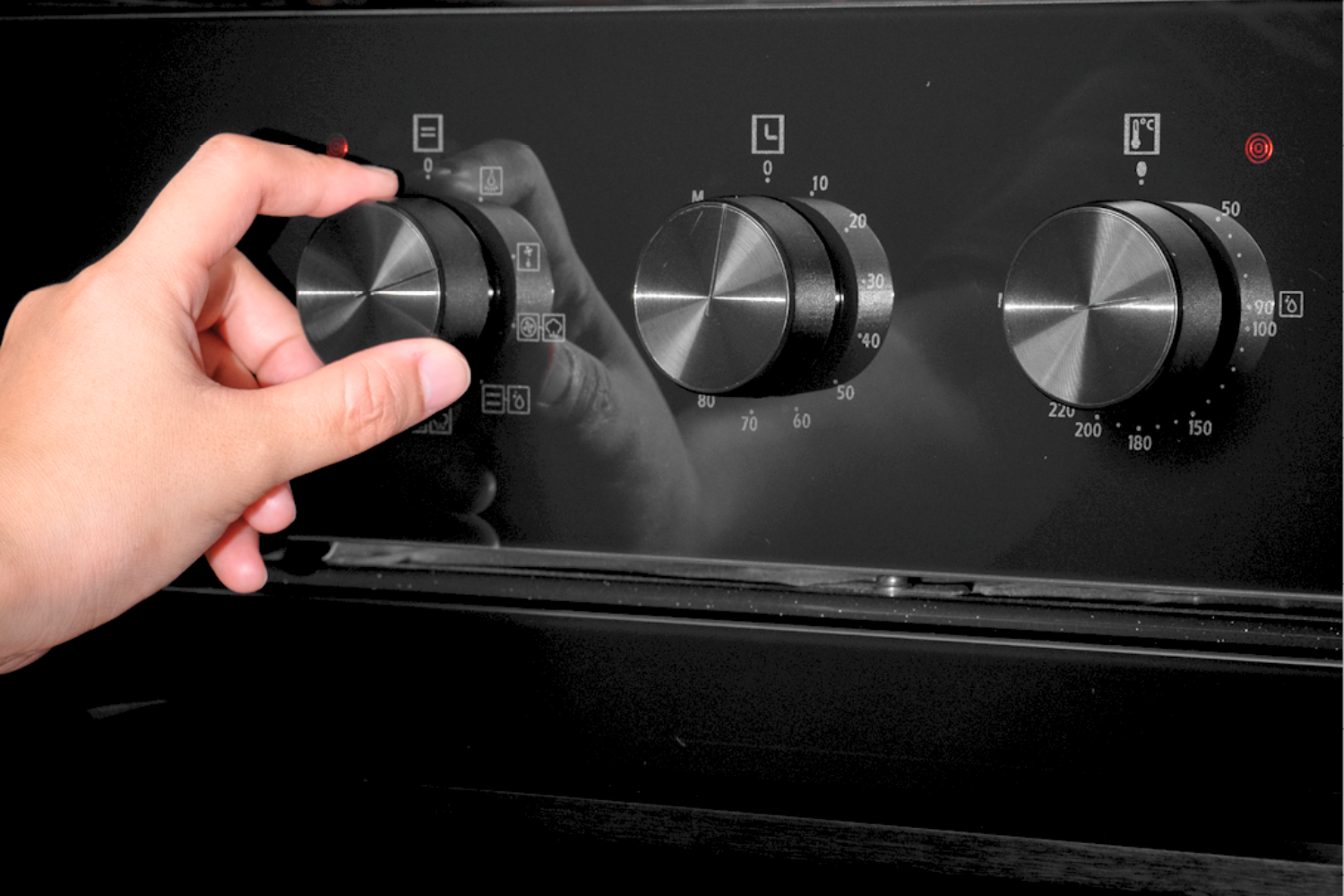 Lò Nướng Malloca MOV-659 MCB | Lắp Âm 65 Lít