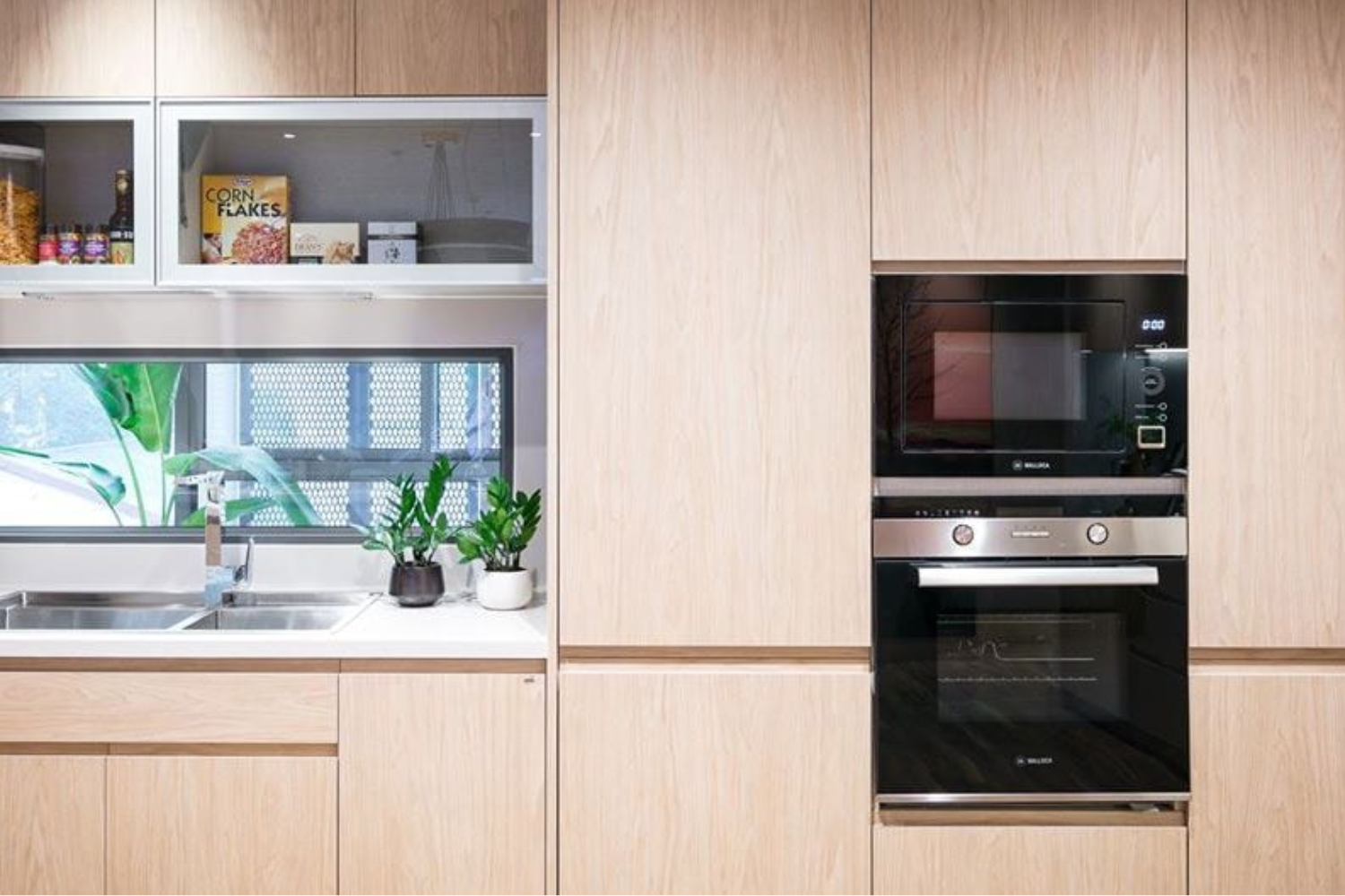 Lò Nướng Malloca MOV-72 PYRO | Lắp Âm 70 Lít