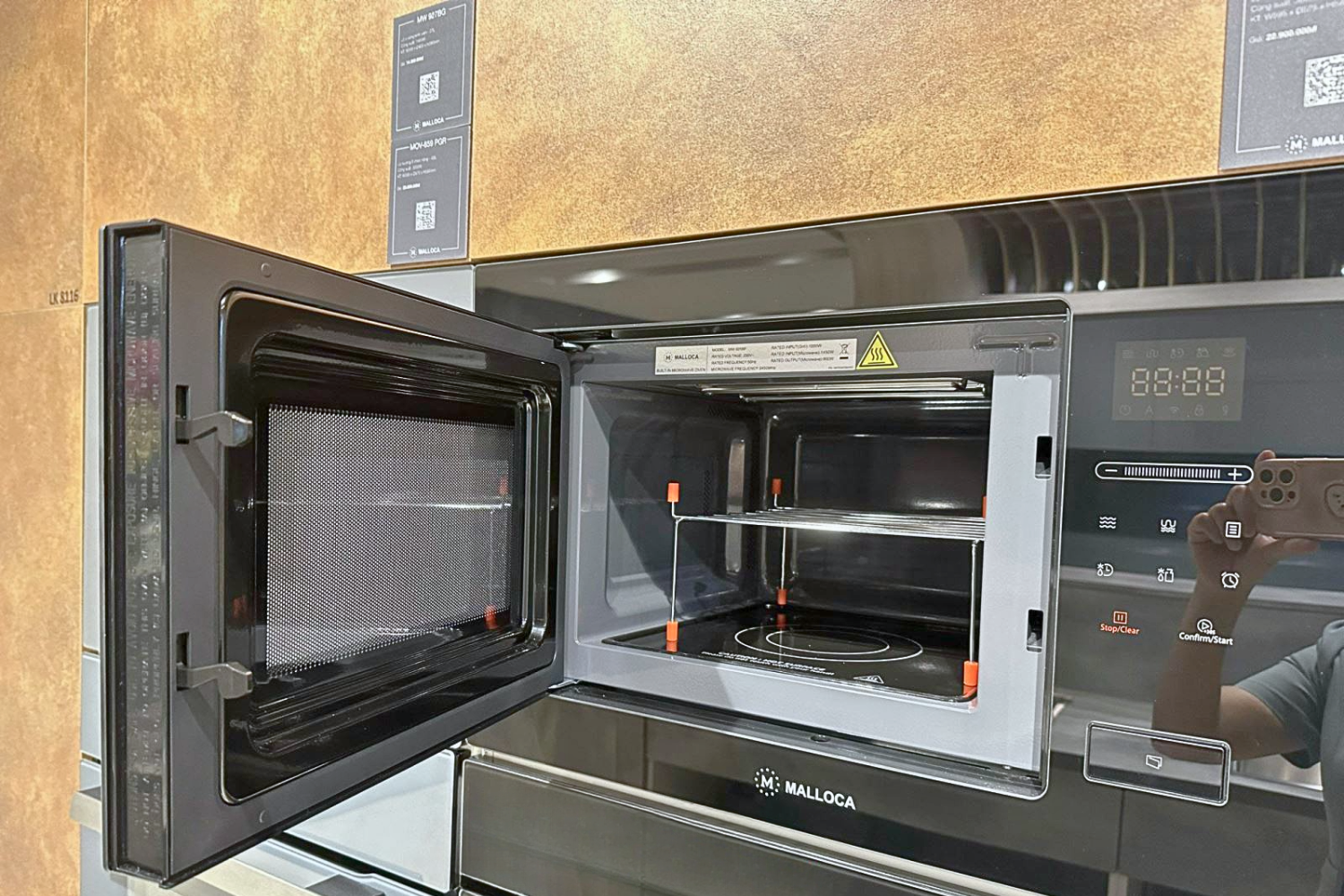 Lò Vi Sóng Có Nướng Malloca MW-925BF | Không Đĩa Quay 25L