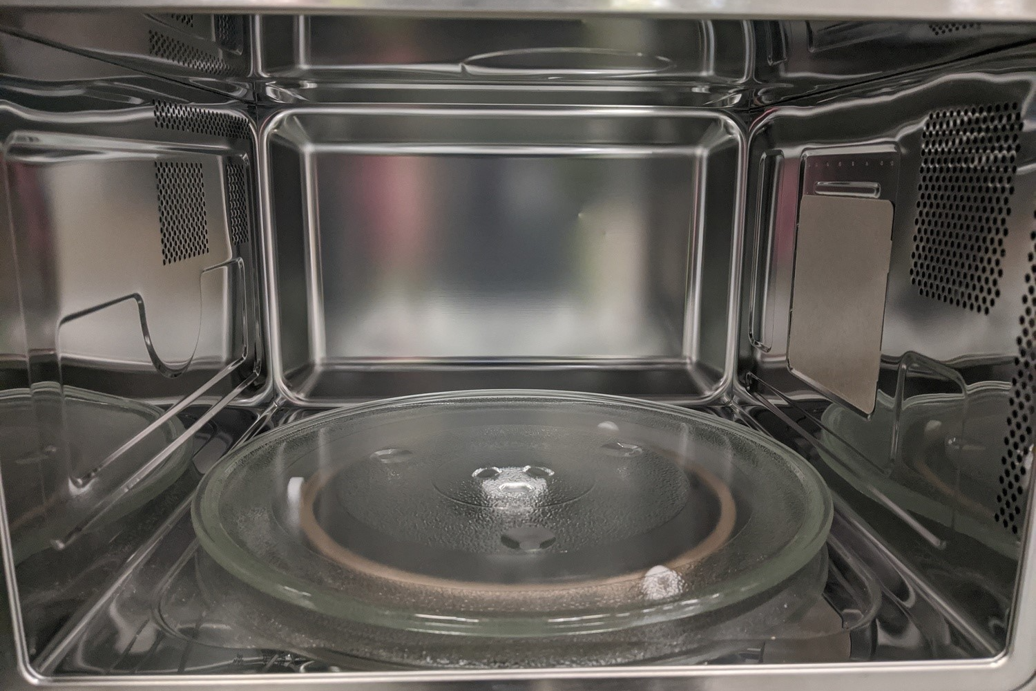 Lò Vi Sóng Có Nướng Bosch BFL553MB0B Serie 4 | Lắp Âm 25L