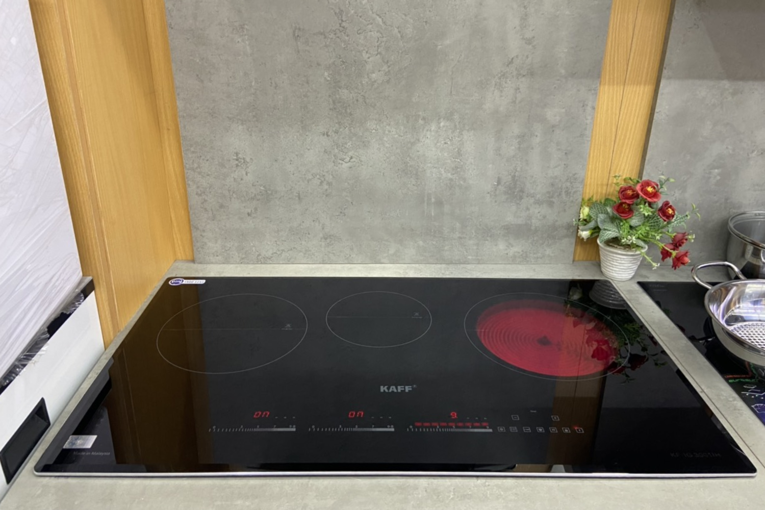 Bếp Từ Hồng Ngoại KAFF KF-IG3001IH | Lắp Âm 02 Từ + 01 Điện